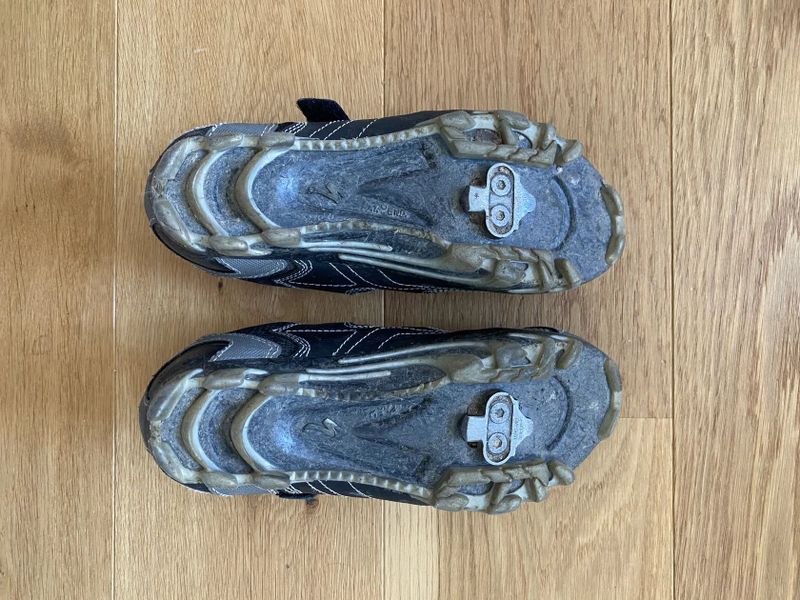 Dámské či dětské tretry Specialized vel 36