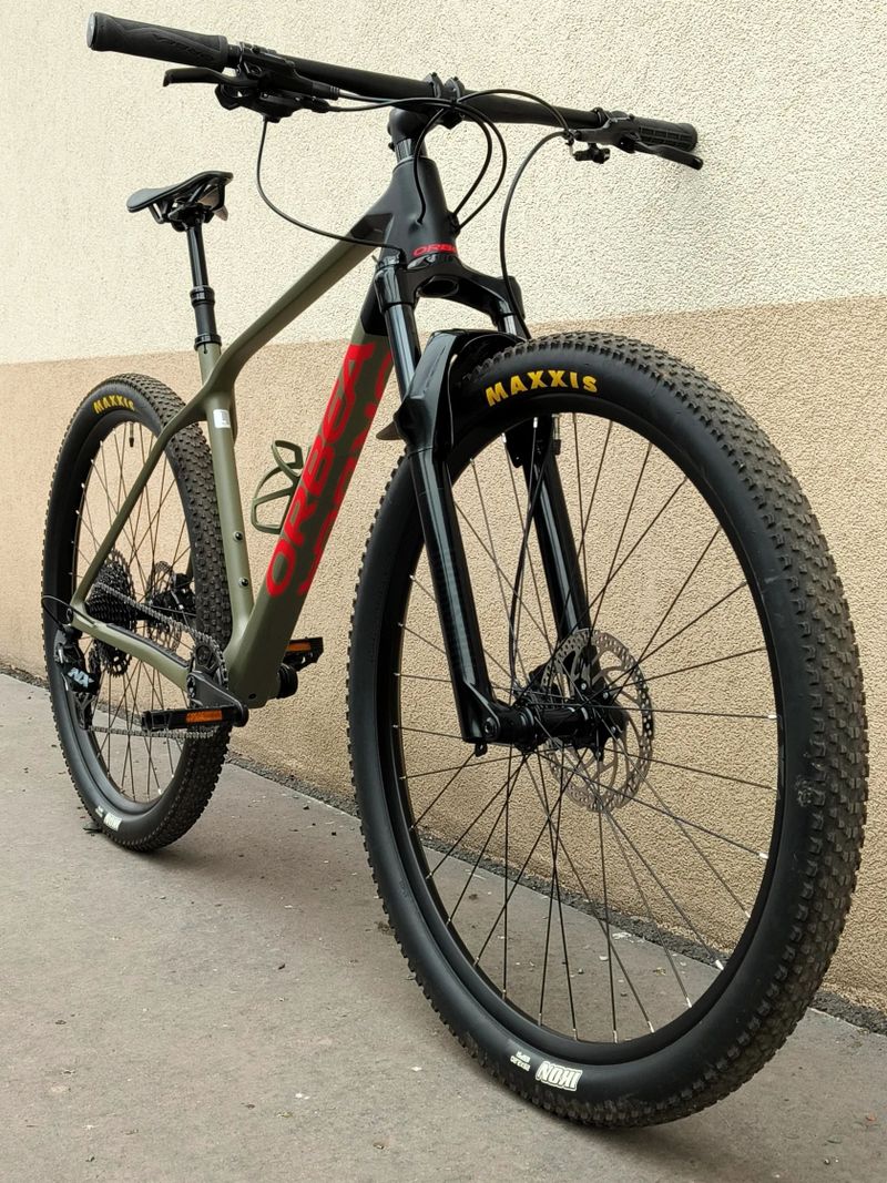 Orbea ALMA M50 2023, Carbon, vel. L, 29", ZÁNOVNÍ, Najeto 250 km, PC: 44500 Kč