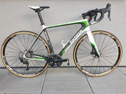 Superior Grand Tour(karbon) + SPD + tretry Fi'zi:k 