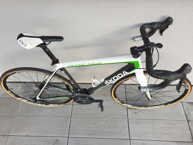 Superior Grand Tour(karbon) + SPD + tretry Fi'zi:k 