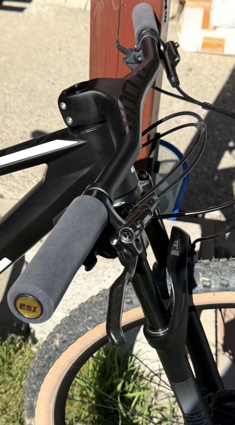 Karbonové horské kolo BMC - Twostroke 01 FIVE