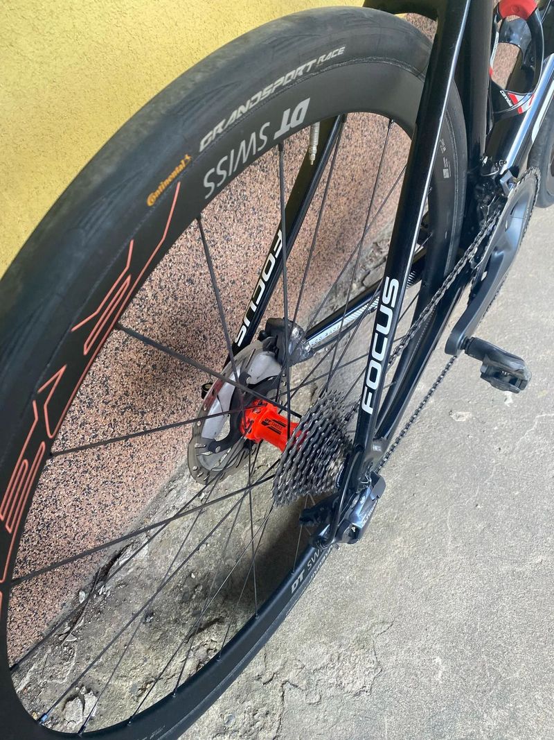 Focus Izalco Race disc