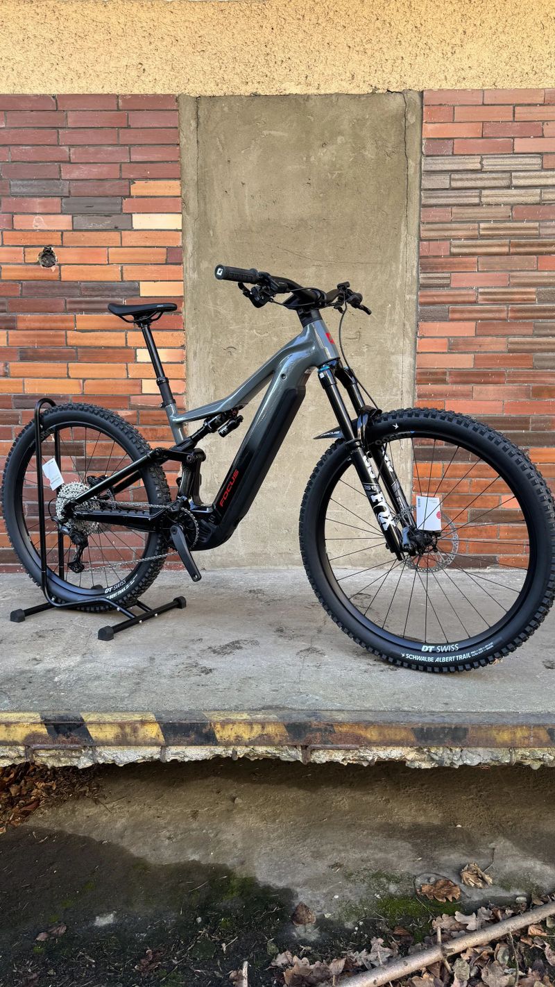  Nové elektrokolo FOCUS Jam2 6.9 Diamondblack