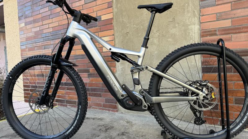 Nové elektrokolo FOCUS Jam2 6.8 - Silver