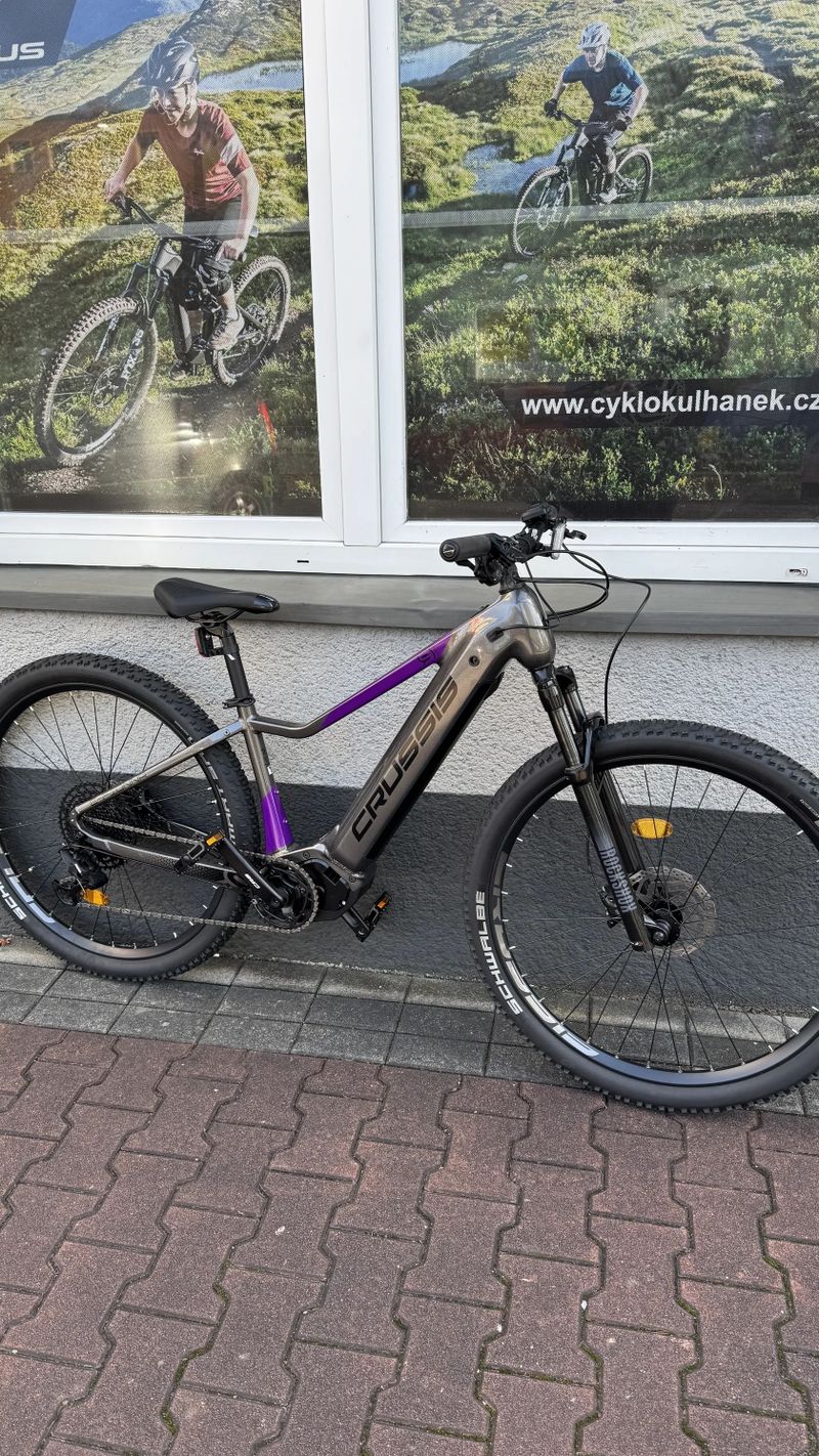 Crussis E-Fionna 9.10