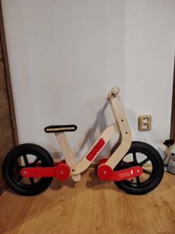 Repello odpružené dřevěné odrážedlo - model J (Milan edition)