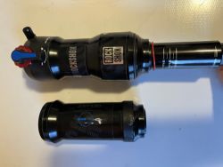 RockShox Deluxe 230x60mm