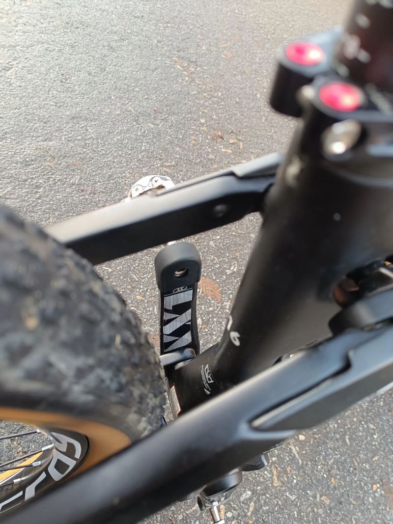 Cube AMS : C:68 vel. S