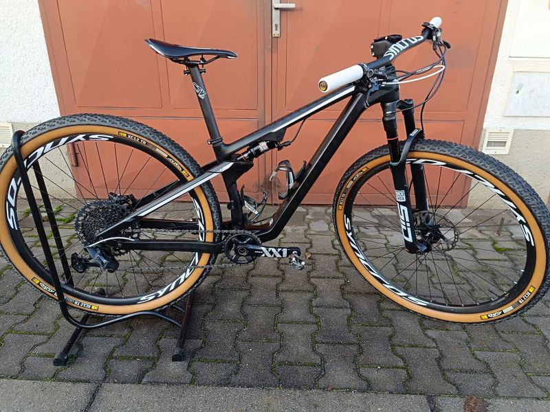 Cube AMS : C:68 vel. S