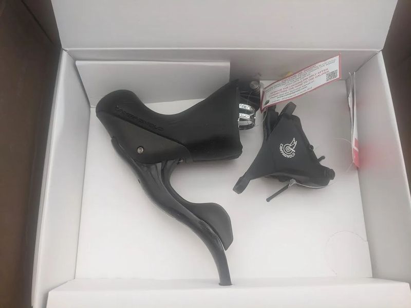 Prodám novou sadu Campagnolo Chorus 12s DB 172,5mm 52-36