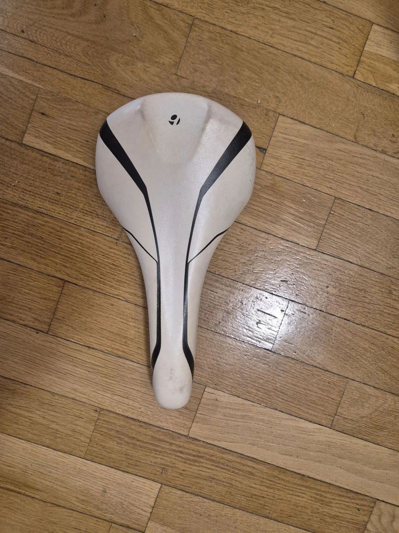 Superior XF 930, velikost S