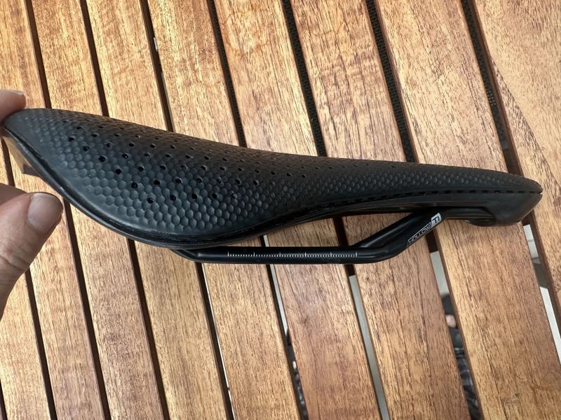 Sedlo SPECIALIZED Power Pro Mirror 143 mm