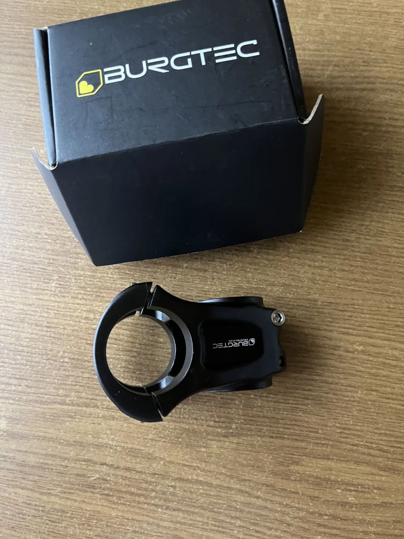 PŘEDSTAVEC BURGTEC ENDURO MK3 - DÉLKA 42,5MM