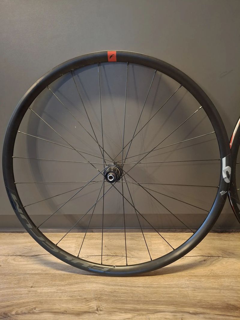 Zapletená kola Fulcrum Road Racing 6DB 2-Way Fit ready