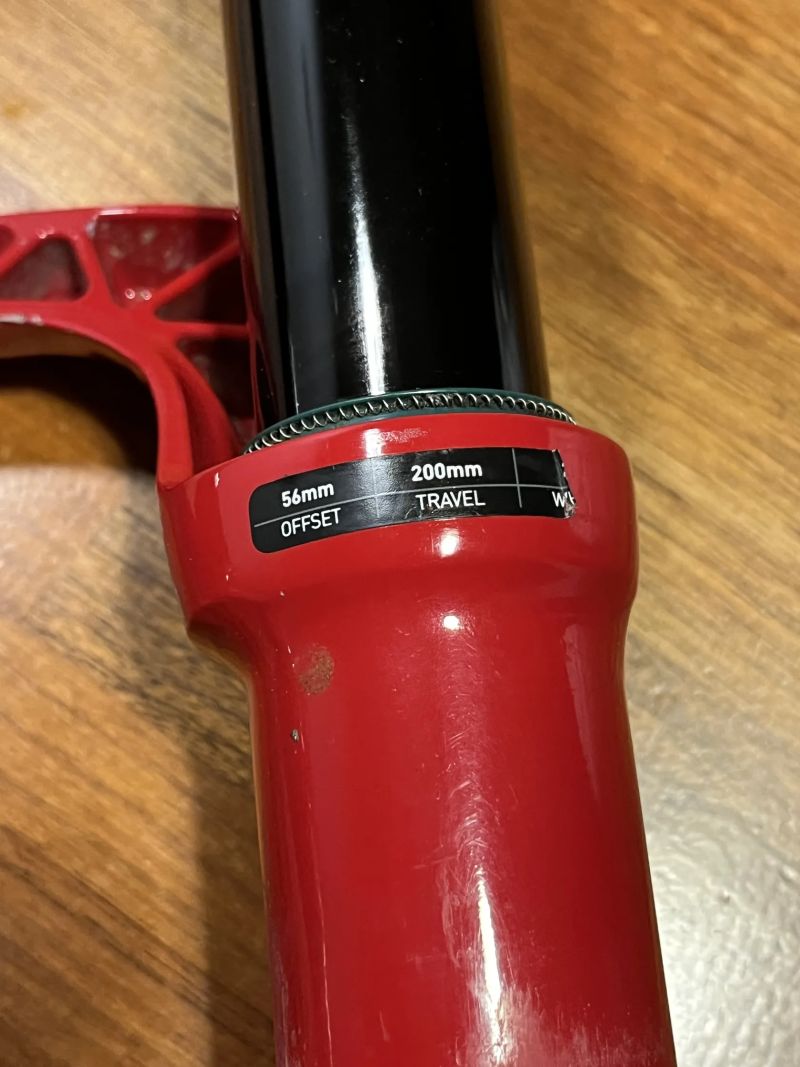 RockShox Boxxer Ultimate 29 Charger 2.1