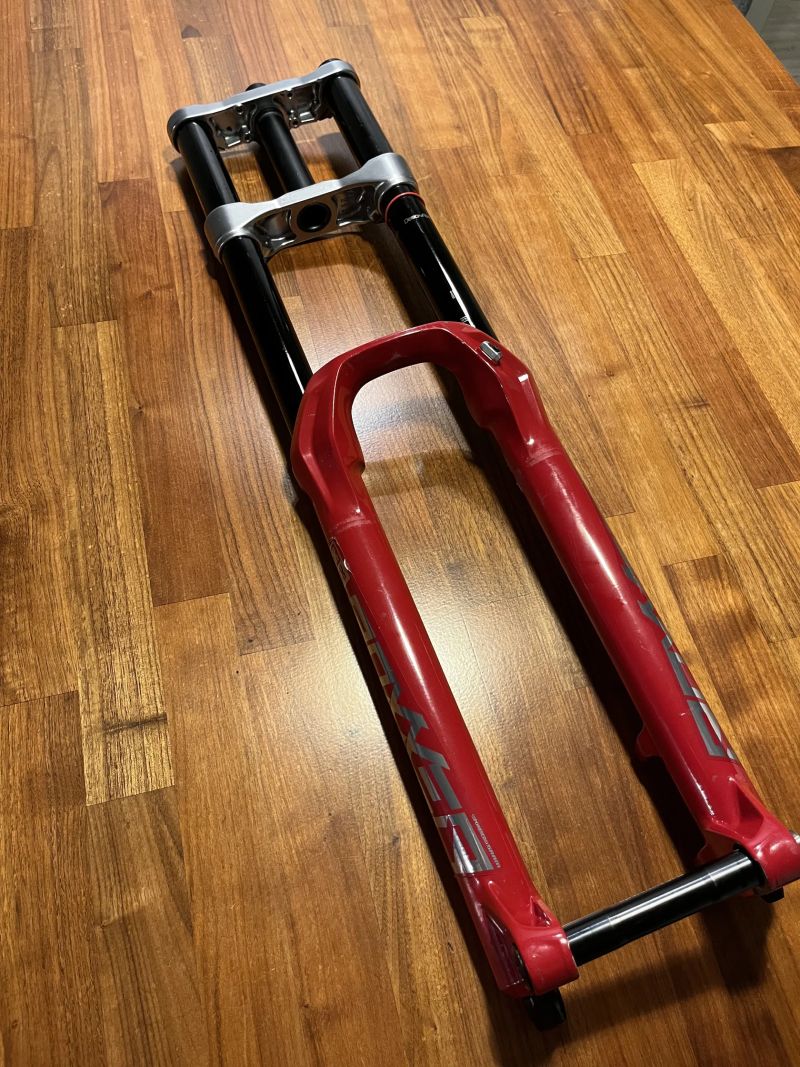 RockShox Boxxer Ultimate 29 Charger 2.1