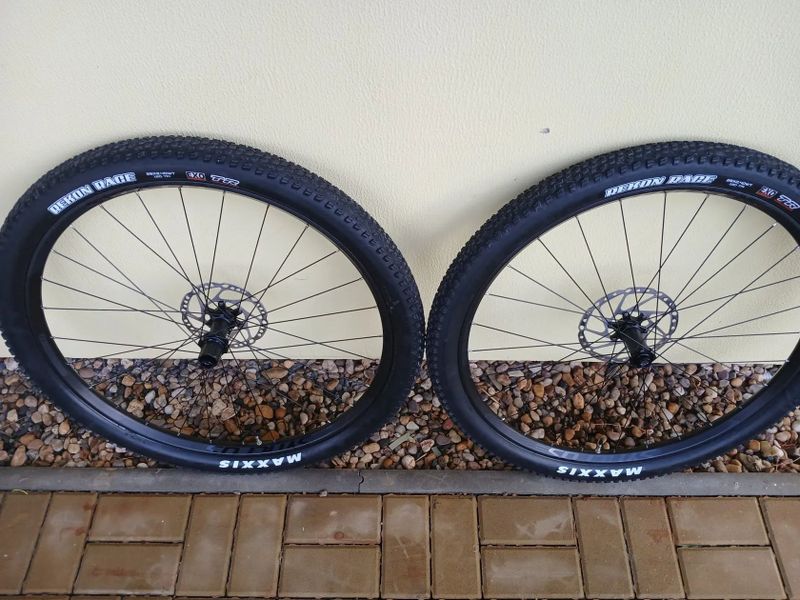 Zapletená kola 29" Syncros