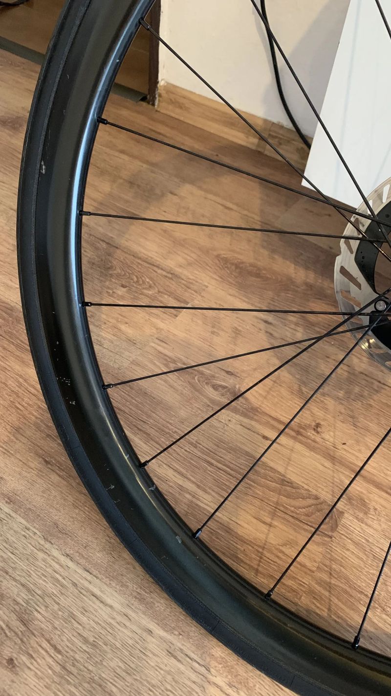 Zapletena kola silnični kola IDEA R35