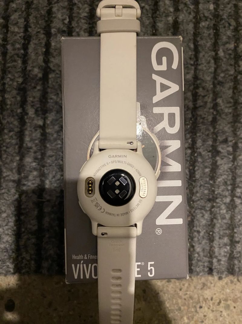 Garmin vivoactive 5