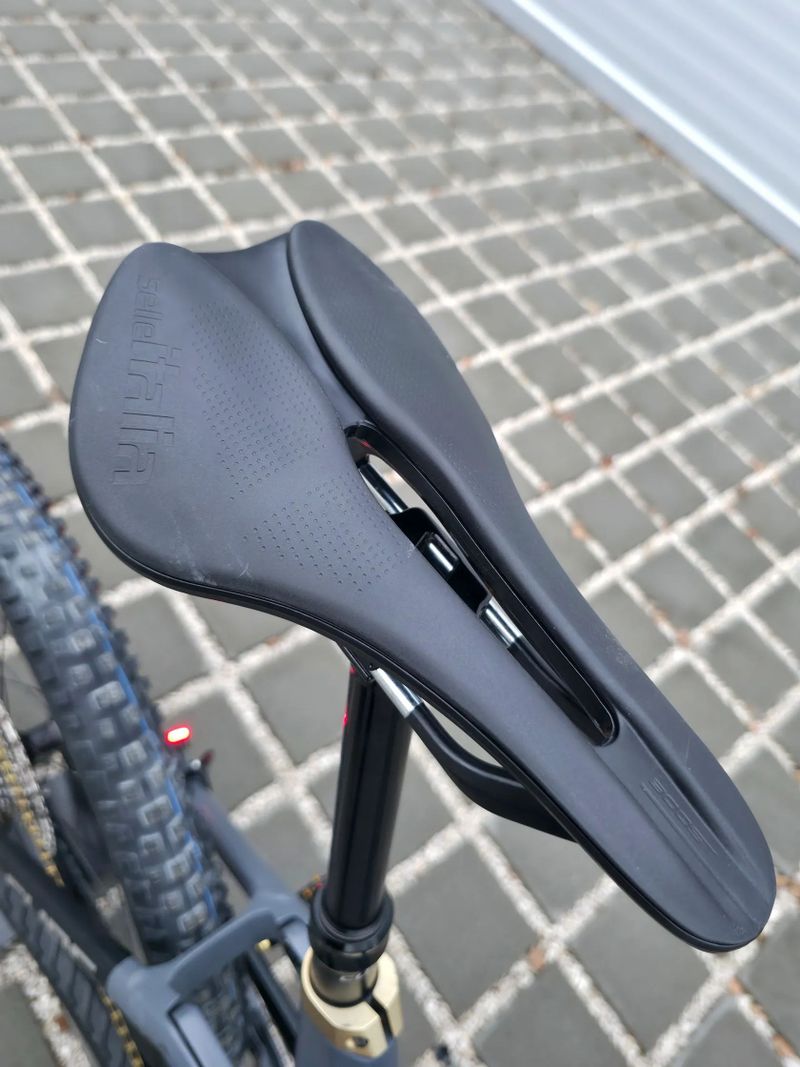 Elektrokolo Cube Stereo Hybrid 160 HPC Race 625Wh 2022 27,5"