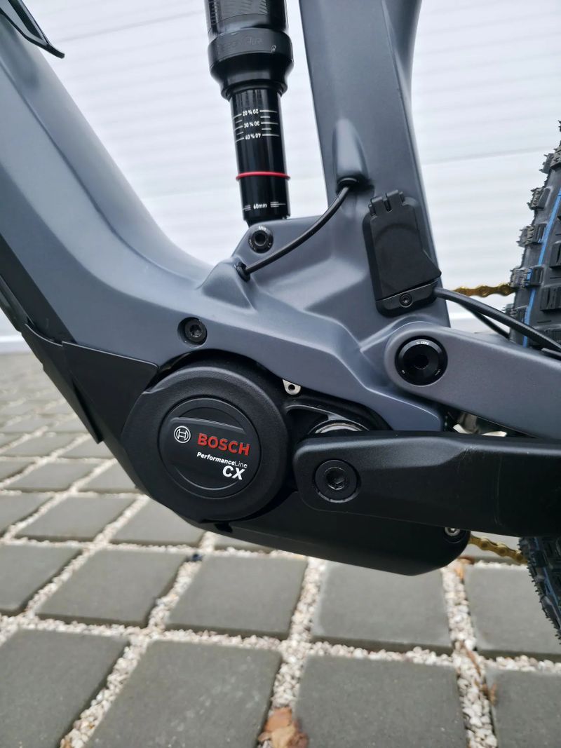 Elektrokolo Cube Stereo Hybrid 160 HPC Race 625Wh 2022 27,5"