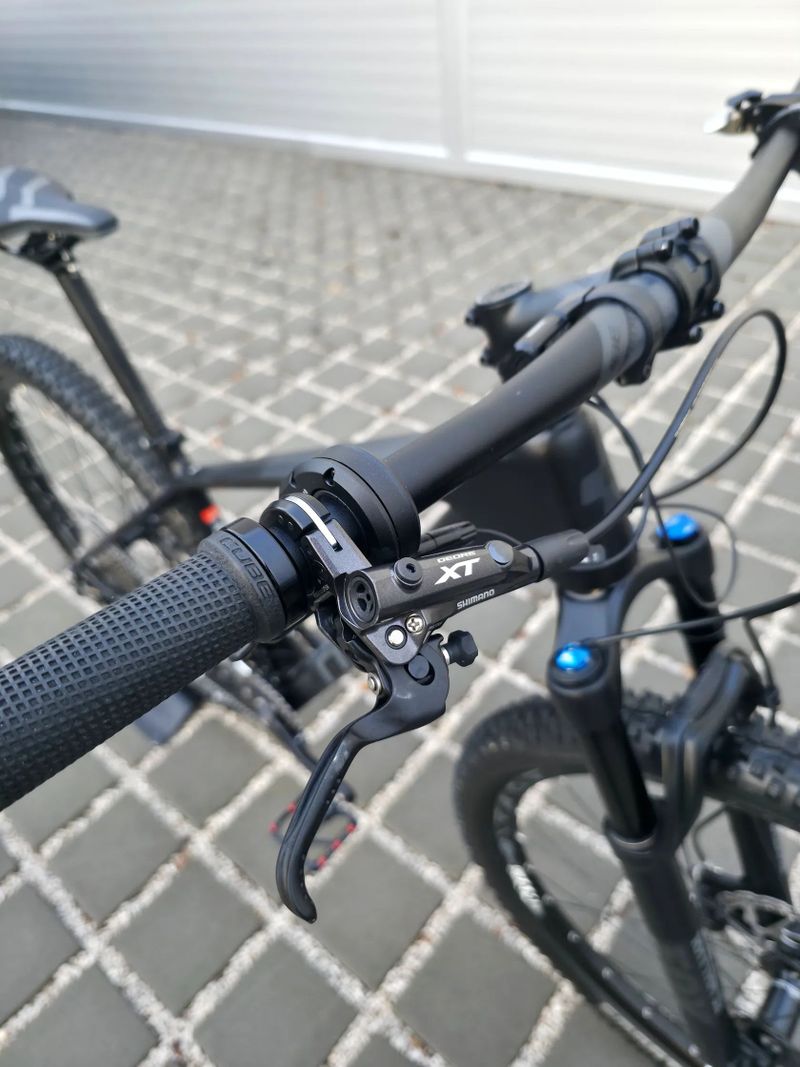 Horské kolo CUBE Reaction ONE C:62 Carbon XT Di2 2018 29" velikost M