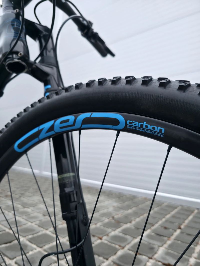 Horské kolo Cannondale F-Si 29″ Carbon 2 2016 velikost L