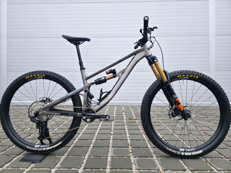 Horské kolo EXEPT BASE NATO 4 PRO 2024 29" velikost M