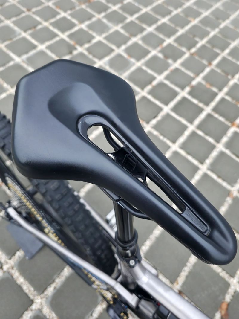 Horské kolo EXEPT BASE NATO 4 PRO 2024 29" velikost M