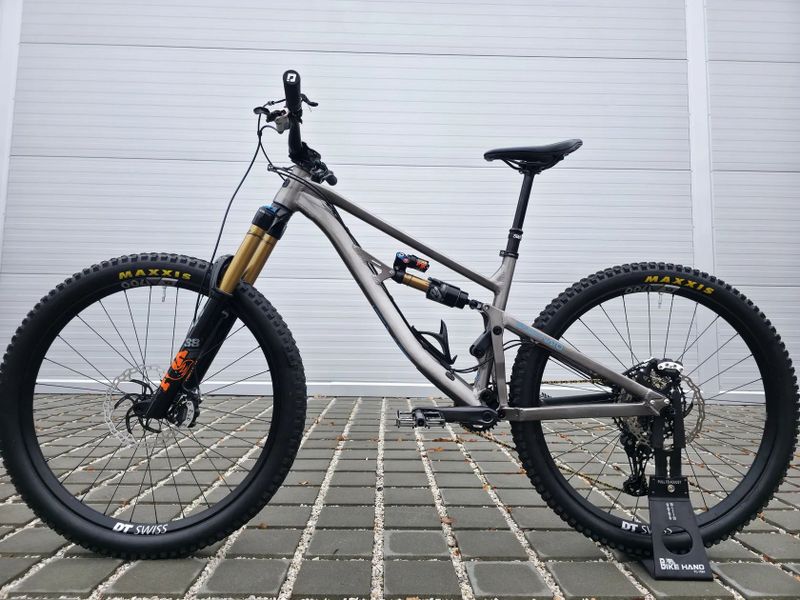 Horské kolo EXEPT BASE NATO 4 PRO 2024 29" velikost M