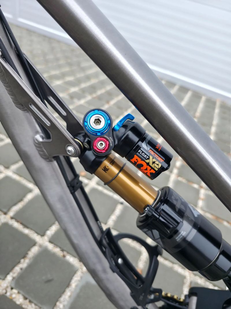 Horské kolo EXEPT BASE NATO 4 PRO 2024 29" velikost M