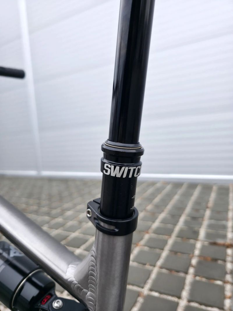 Horské kolo EXEPT BASE NATO 4 PRO 2024 29" velikost M