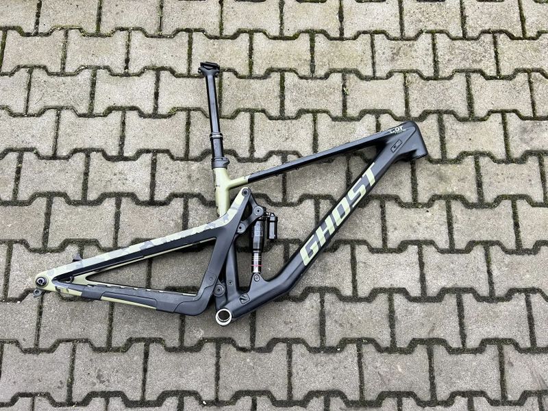 Rám Ghost Riot trail CF