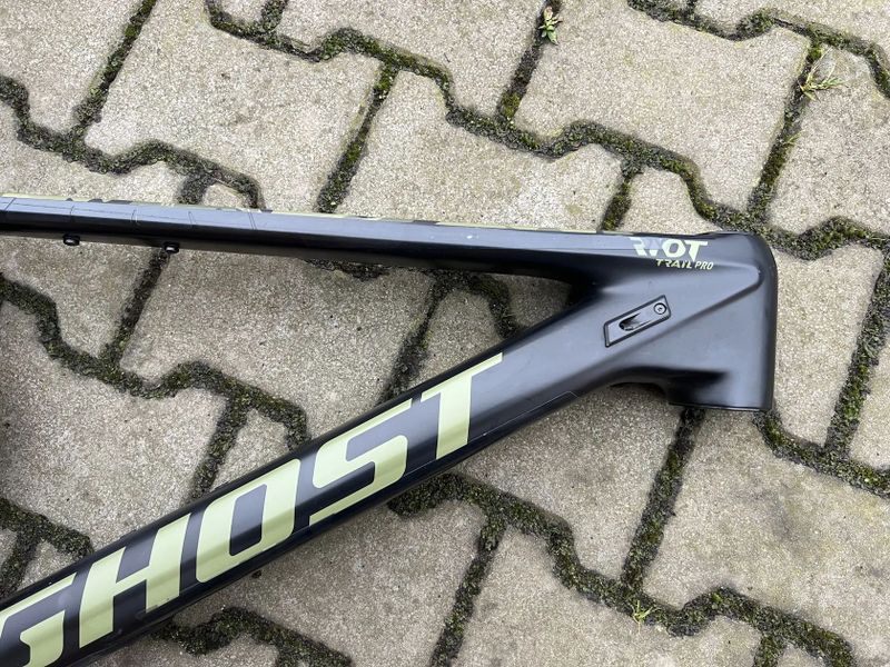 Rám Ghost Riot trail CF