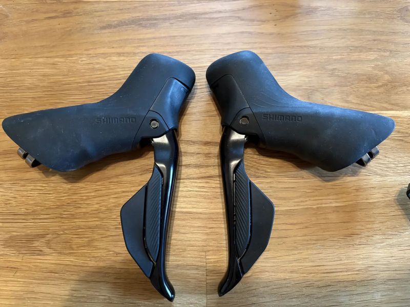 Shimano 105 DI2 - komplet nová sada