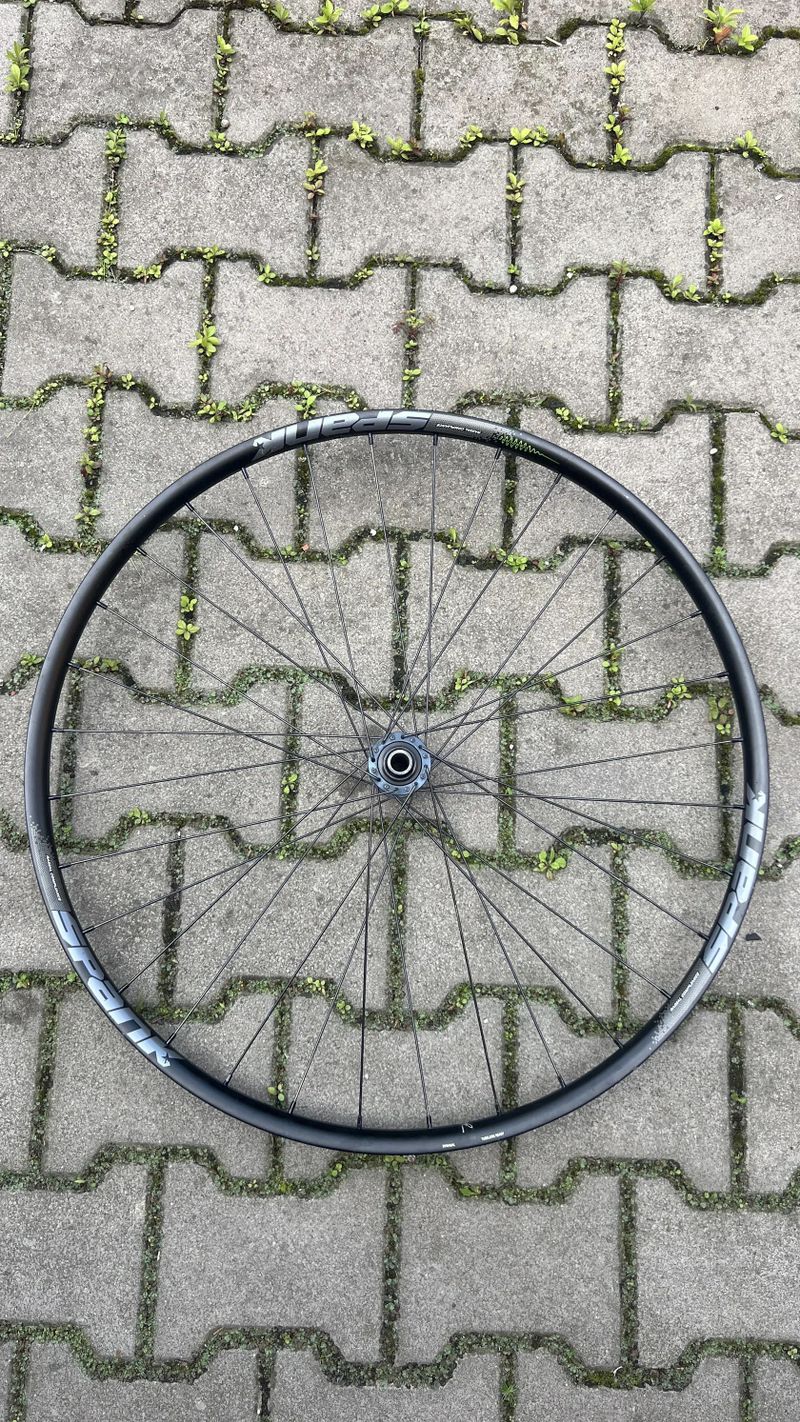 Přední XC kolo 110x15 boost