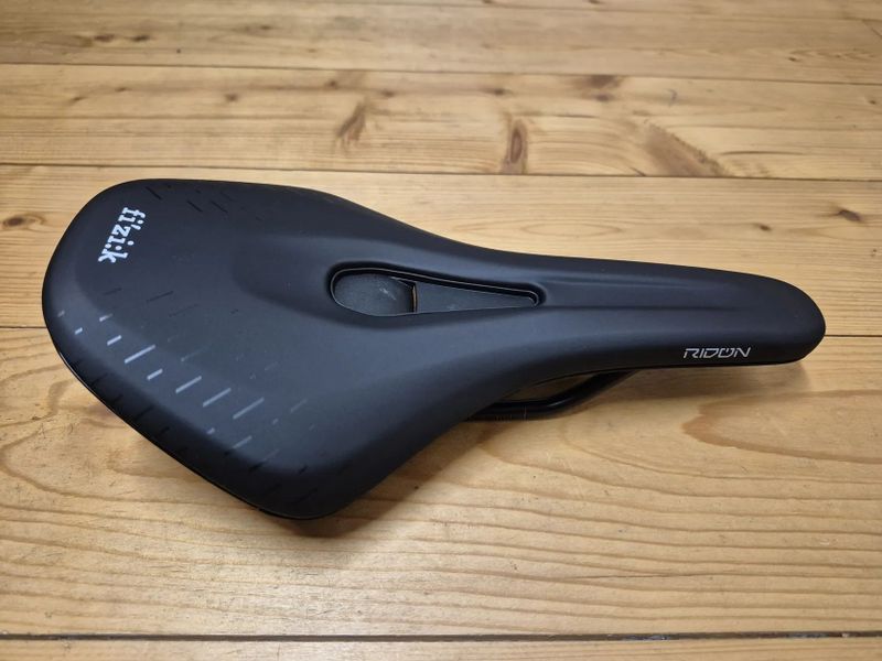 Prodám sedlo Fizik Terra Ridon X5