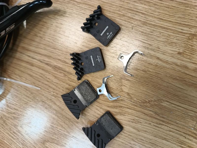 Sada Shimano 105 R-7020, 2x11