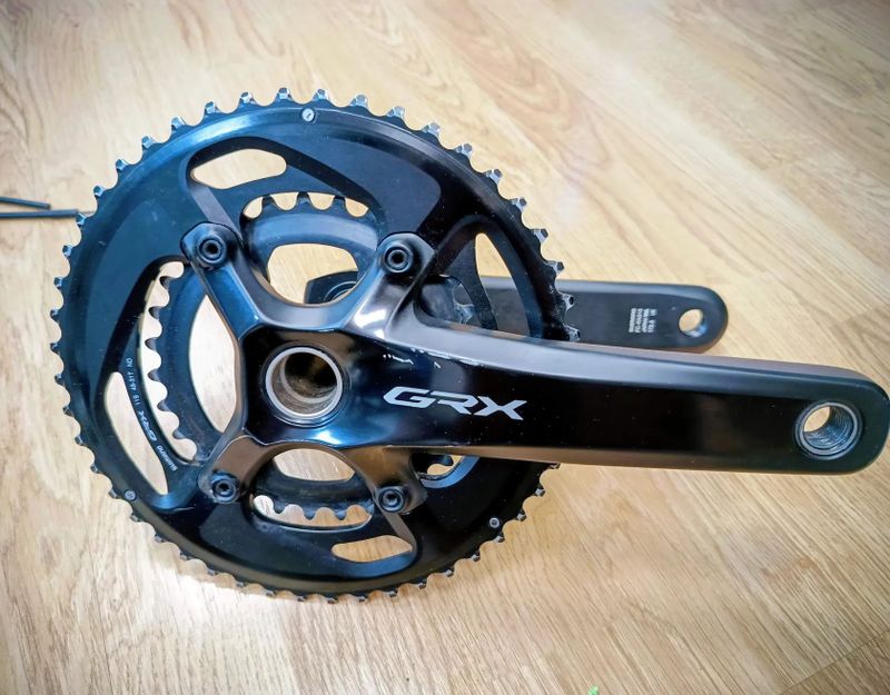 Shimano GRX FC-RX810-2, 2x11, 48/31z, 172,5 mm