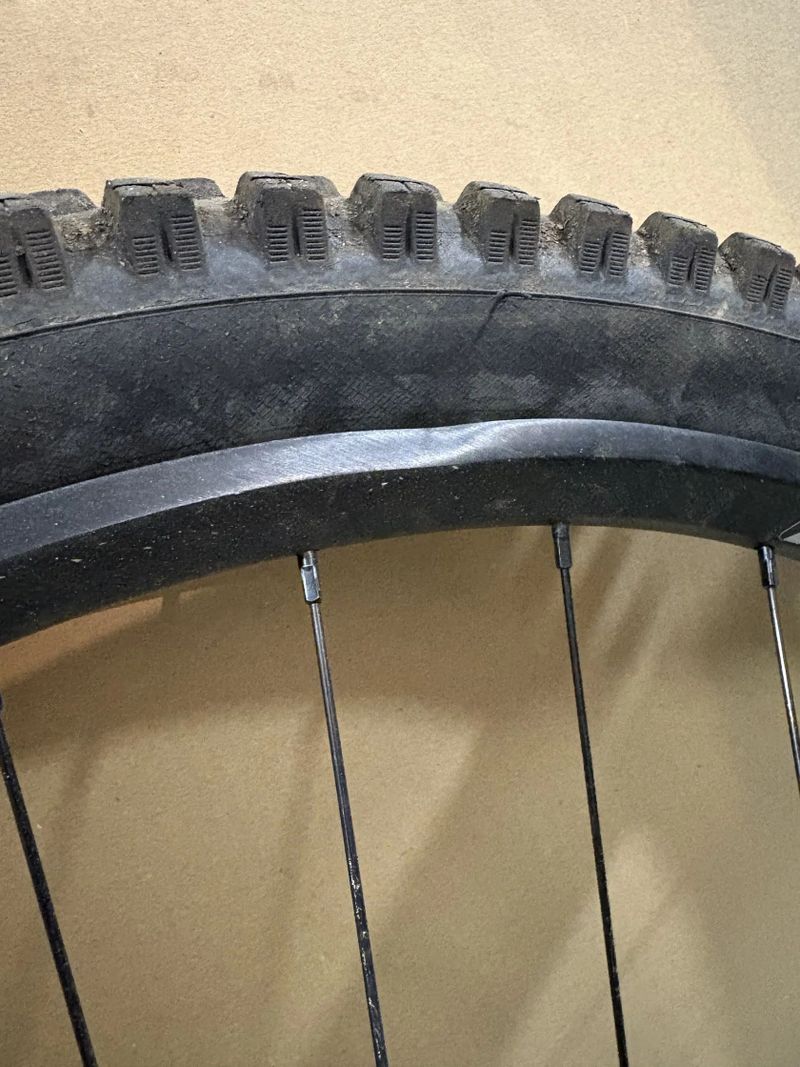 E*thirteen LG1+ kola 