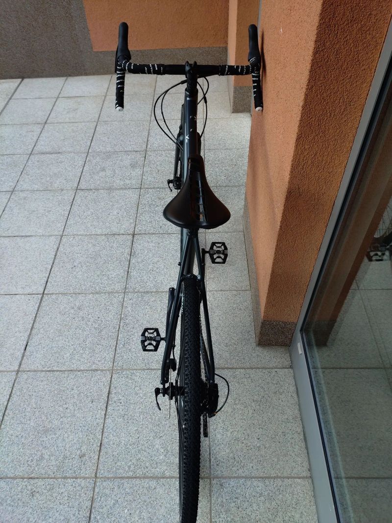 Author Aura XR5 2020