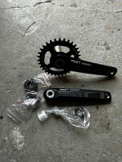 Prodám nové kliky SR Suntour Aion 32z. 175 mm + ložiska Press fit.