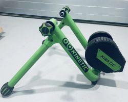 Trenažer Kinetic Smart Control T-6100