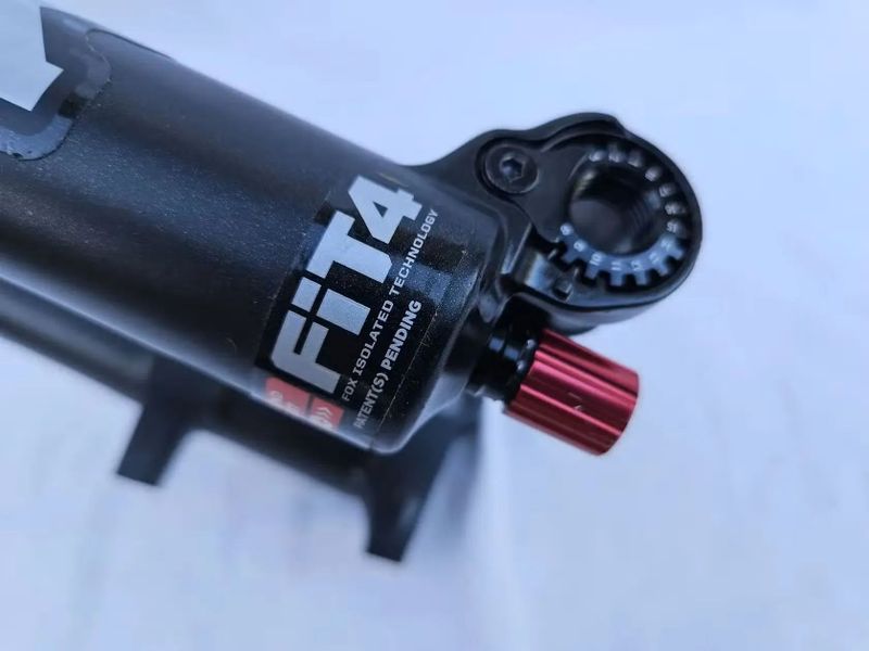 Fox 32 Elite Performance Gold