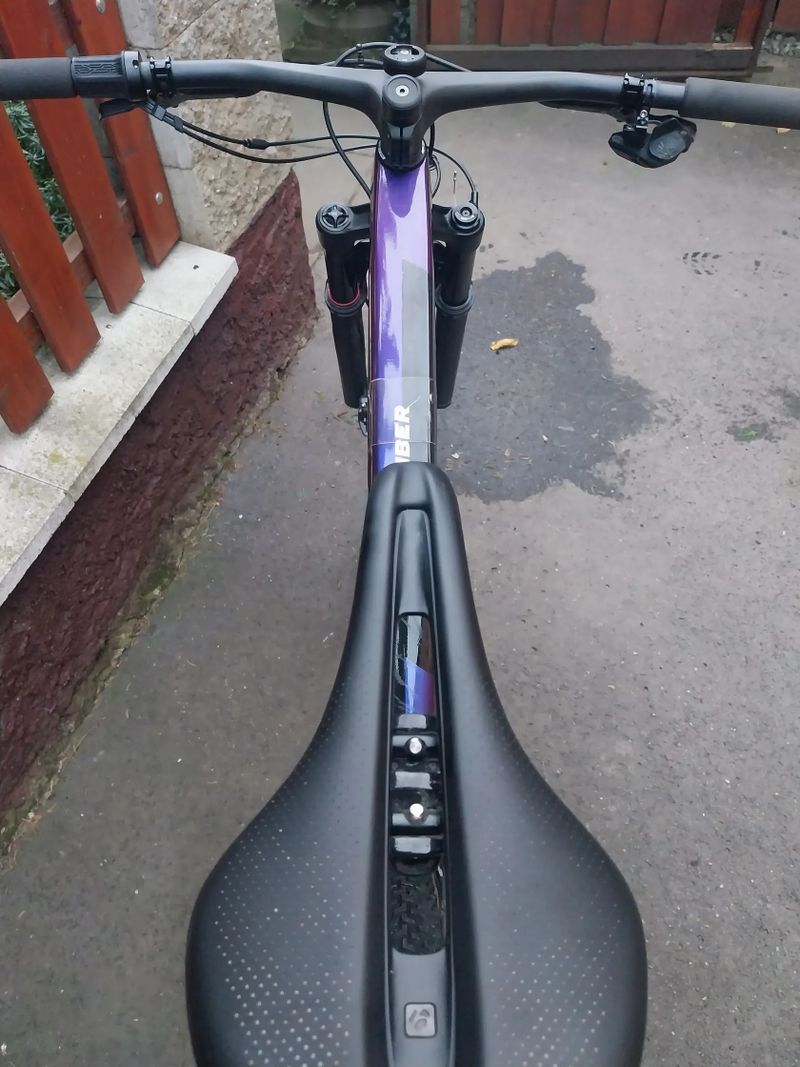 Rezervace do 18.12..Rámová sada Trek Supercaliber 9.7 Gen 2, zakoupeno 3/2025