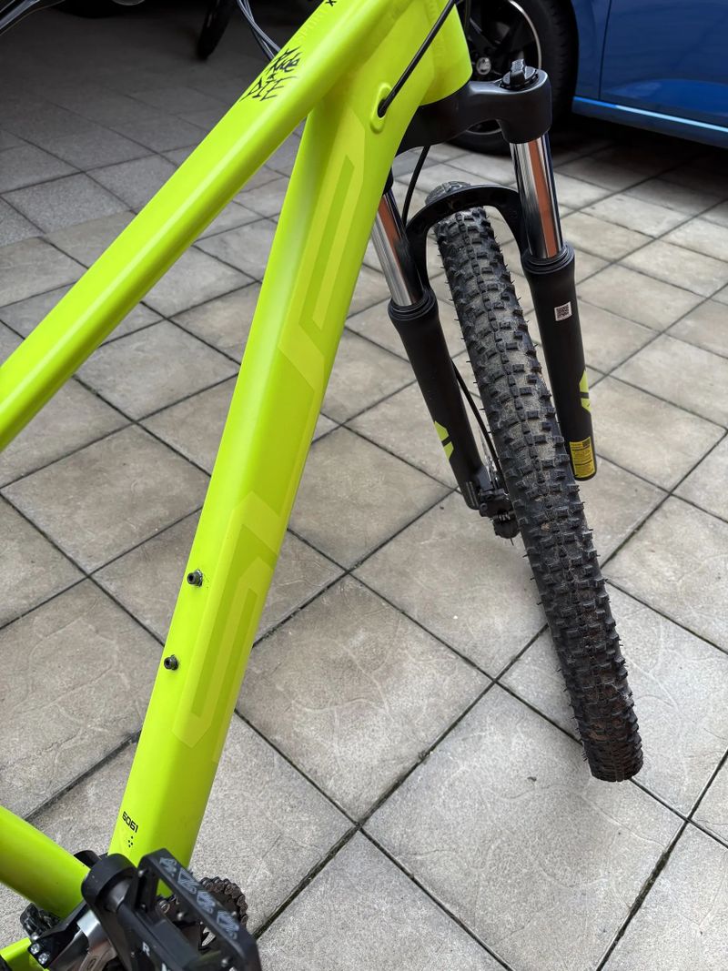Superior Superior XC 819 matte lime/neon