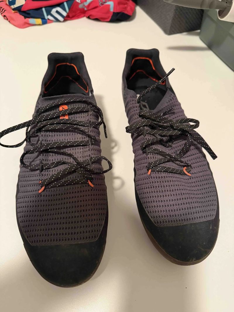 tretry DMT + pedály