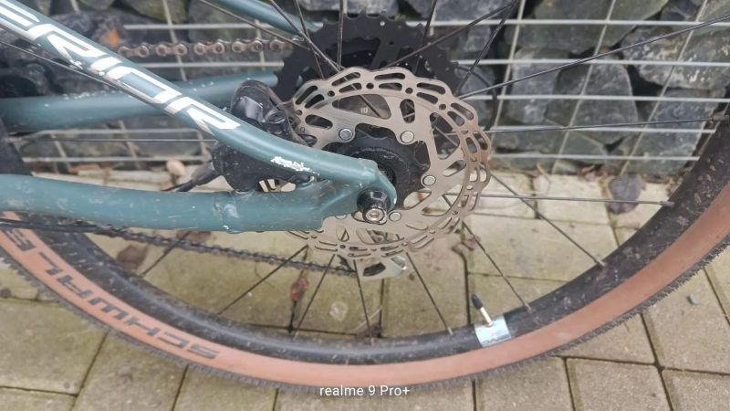 Superior F.L.Y 24 hydraulické brzdy