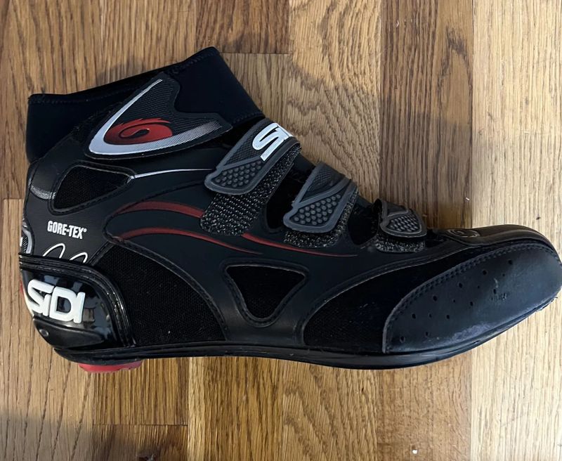 Zimní silniční tretry Sidi