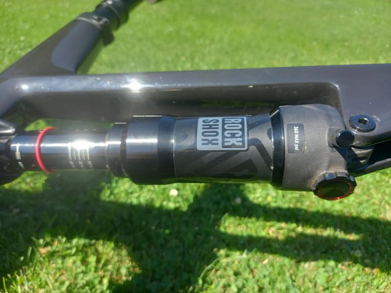 Canyon SPECTRAL ON CF 7 CARBON 900WH